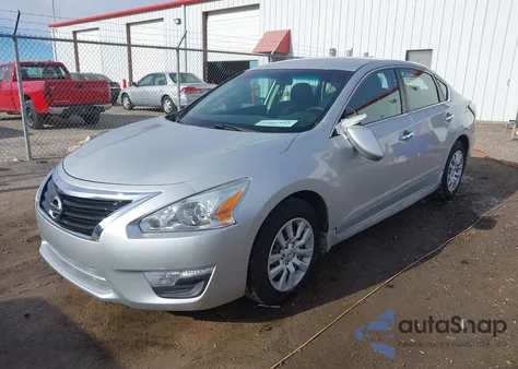 2015 Nissan Altima 2.5 S из США, поврежденный, VIN 1N4AL3APXFN401078